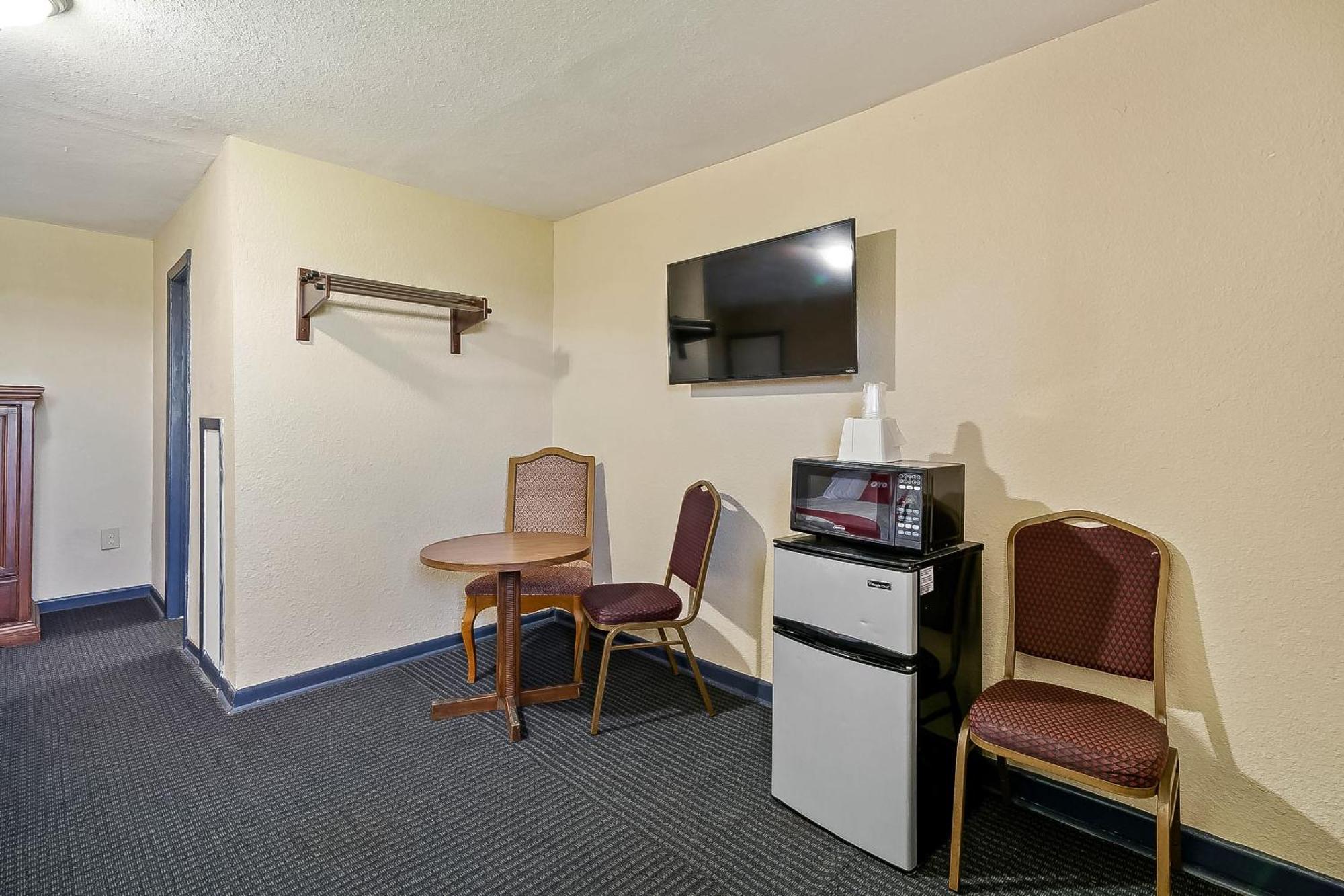 Oyo Hotel Luling Tx Downtown I-10/Us-90 Екстер'єр фото